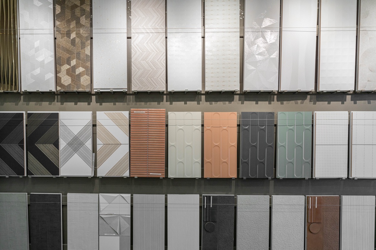 Large format porcelain slabs installed edge to edge, showcasing the flagship collection