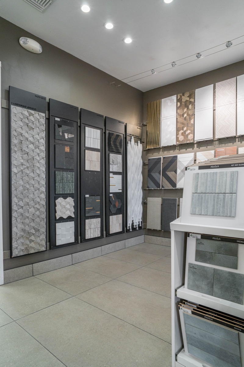 Slate Ridge — natural stone tile from Villagio's curated collection